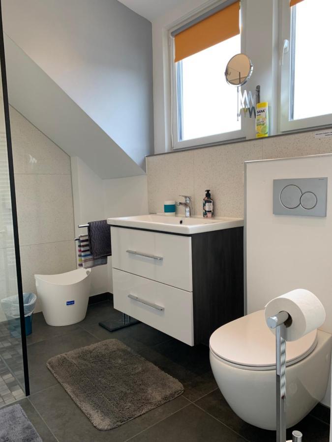 Ferienwohnung Sunny - Moderne Ferienwohnung Im Gruenen In Saarbruecken-West Saarbrücken Exterior foto